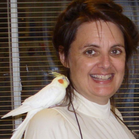 Meet your Posher, Lynette - Picture 1 of 1